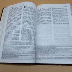 The King James Version Study Bible Red Letter 2011 Barbour Embossed Design KJV