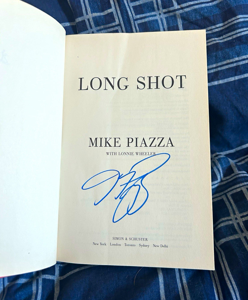 Mike Piazza & Lonnie Wheeler Long Shot Signed Hardcover Autobiography