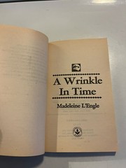 A Wrinkle in Time by Madeleine L’Engle 1976 vintage paperback Stranger Things