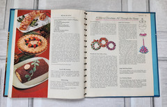 Betty Crocker Hostess cookbook 1970 illustrated & photos 168 pages variety menus