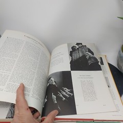 Vanity Fair, A cavalcade of the 1920s and 1930s, by Amory & Bradlee HC DJ 1960