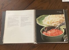 Vintage Panasonic Microwave Oven Cookbook 1974 recipes color pictures 138 pages