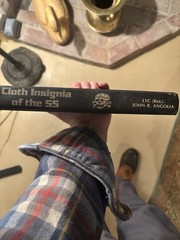 1st Ed CLOTH INSIGNIA OF THE SS hardback Book John Angolia James Bender