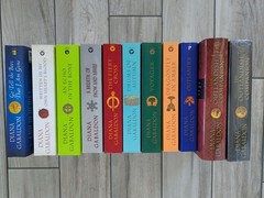Diana Gabaldon Set of 9 OUTLANDER SERIES PLUS 2 Hardcover Companion Books LOT