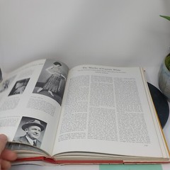 Vanity Fair, A cavalcade of the 1920s and 1930s, by Amory & Bradlee HC DJ 1960