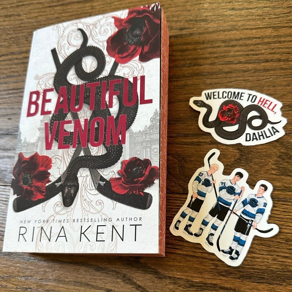 *Signed* Beautiful Venom By Rina Kent Deluxe SE Paperback