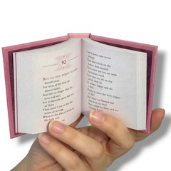Love Sonnets of Shakespeare mini book 3.25″ H hardcover 175 pages light rose new