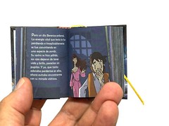 Cuentos de Terror w/wooden stand 800 pages of scary fun mini book set hardcovers