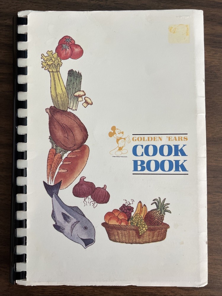 Walt Disney World Golden 'Ears Club Cook book Cookbook Favorite Recipes RARE