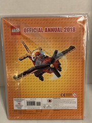 2018 Lego Official Annual Activity Book With Bonus Mini Figure Collectible