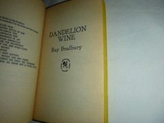 Dandelion Wine by Ray Bradbury – Vintage 1981 Paperback Book