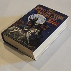 Eye of the World – Robert Jordan HARDCOVER BOOK 1990 WHEEL OF TIME FIRST EDITION