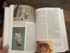 FUNK & WAGNALLS NEW ENCYCLOPEDIA VOLUME 1 HARDCOVER 448 PAGES
