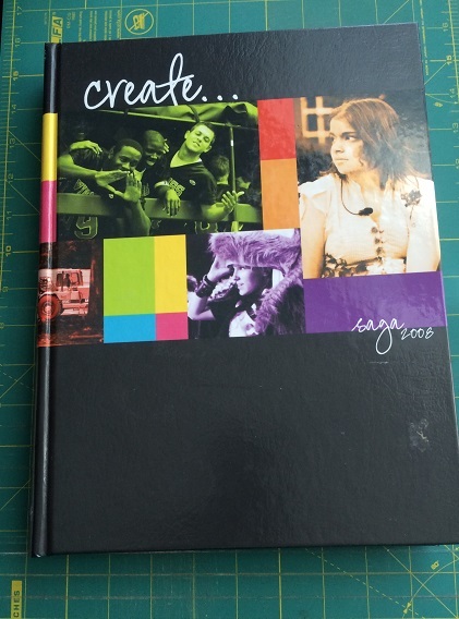 2008 SHAWNEE MISSION WEST „SAGA” HS YEARBOOK, 9 X 12.5 IN HARDBACK., KANSAS