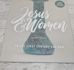 Jesus and Women: In the First Century and Now – Paperback – Kristi Mclelland NEW