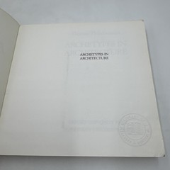 Archetypes in Architecture Thomas Thiis-Evensen Oxford University Press 1991 PB