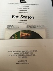 BEE SEASON PRESS KIT 2005 Richard Gere Juliet Binoche 36 pages + DVD insert