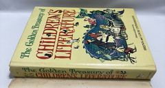 The Golden Treasury of Children’s Literature by Bryna & Louis Untermeyer, 1966