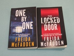 10 Book Lot: FREIDA MCFADDEN (Intruder~Tenant~Boyfriend~Teacher~Inmate~Housemaid