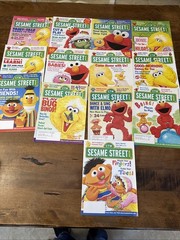 ctw sesame street magazine lot Of 13 Mainly 1999 & 2000