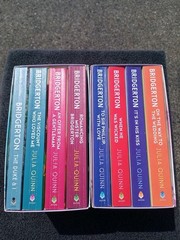 Lot 8 Bridgerton Books 1-8 (2 Box Sets) Netflix Tie-In Books Are VG Julia Quinn