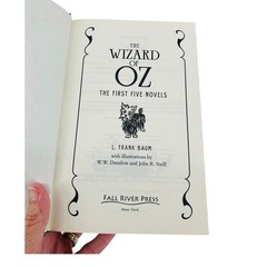 The Wizard of Oz The First Five Novels L Frank Baum Fall River Press Green Gold