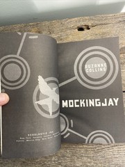 Mockingjay by Suzanne Collins (Trade Paperback)