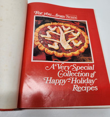 Vintage 1972 Betty Crocker’s Pie Cover Sear Holiday Edition Cookbook