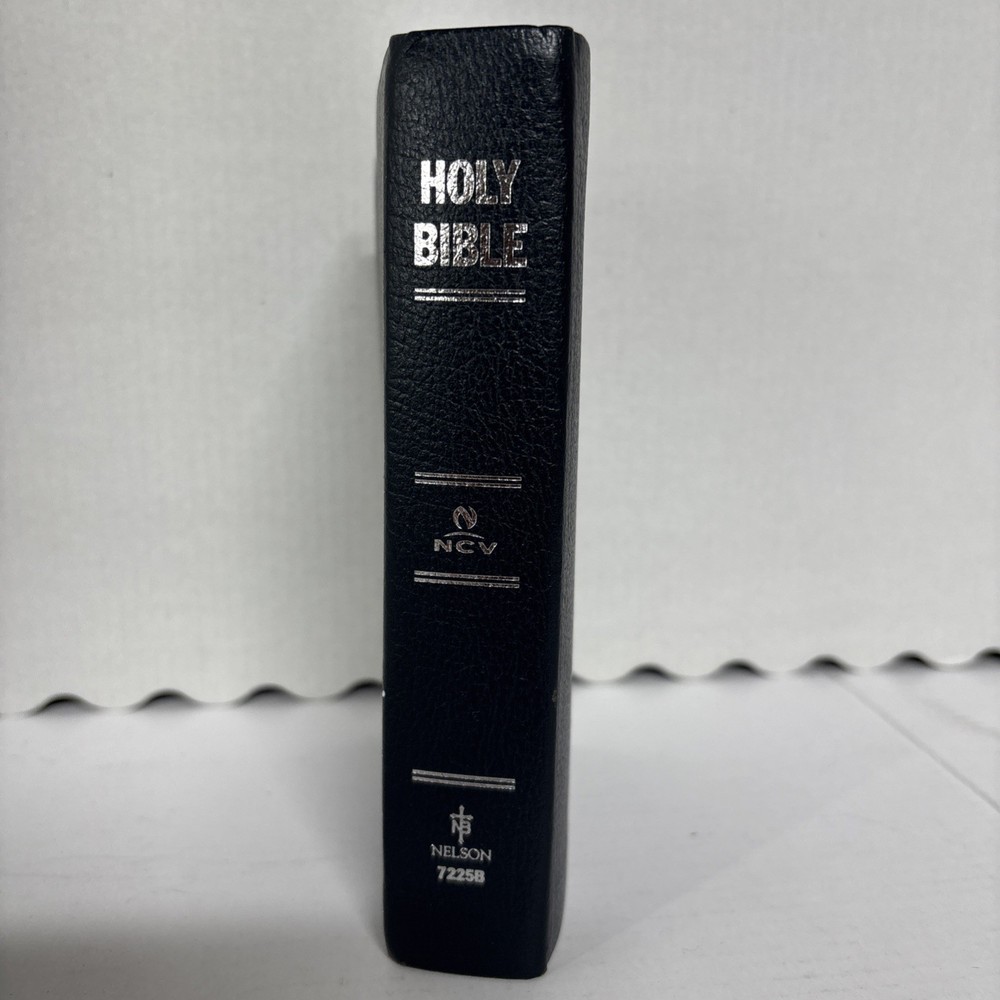 Holy Bible NCV Nelson 7225B Black Bonded Leather 2003 Pocket Compact Bible