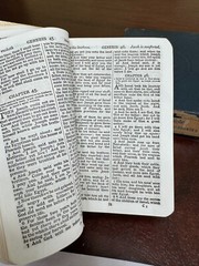 1946 OXFORD BIBLE WITH BOX (011205X0ES) – CHURCH – GOD – JESUS
