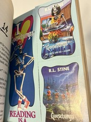 R.L. Stine Goosebumps #44 Say Cheese and Die Again! w/ Cards