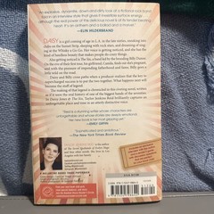 Daisy Jones and the Six: Reese’s Book Club : A Novel by Taylor Jenkins Reid…