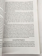 WHAT THE BIBLE TEACHES ABOUT SPIRITUAL WARFARE By Robert Dean & Thomas Ice PB