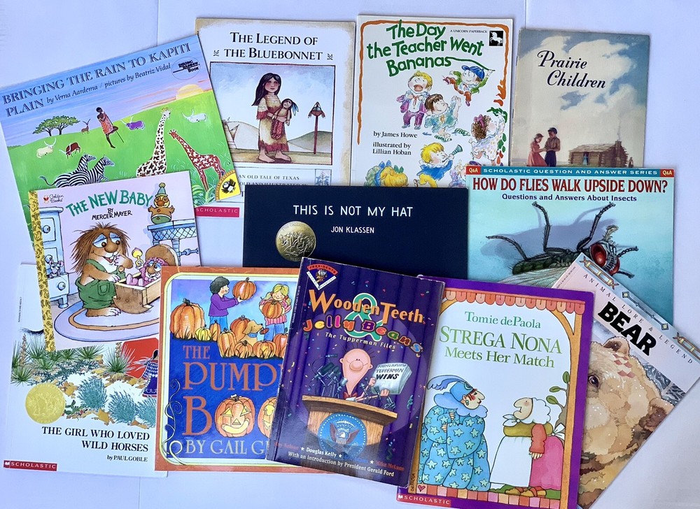 Lot Of 12 Children’s Books 1940 to 2000’s 3lbs 4.5oz Good Pre Owned Educational