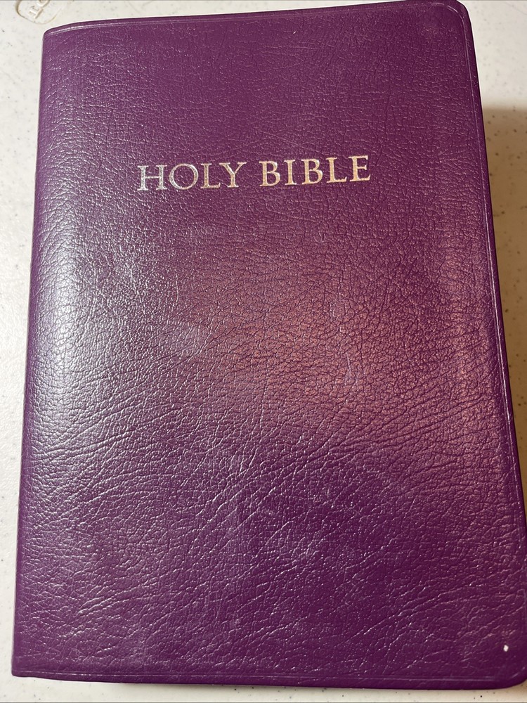 The Holy Bible Old And New Testaments In The King James Version | Thomas Nelson