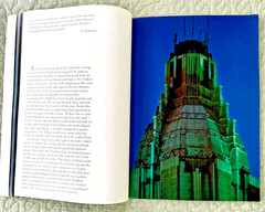 New York in Photographs by Reinhart Wolf 2002, trade paperback, 76 pages, NYC