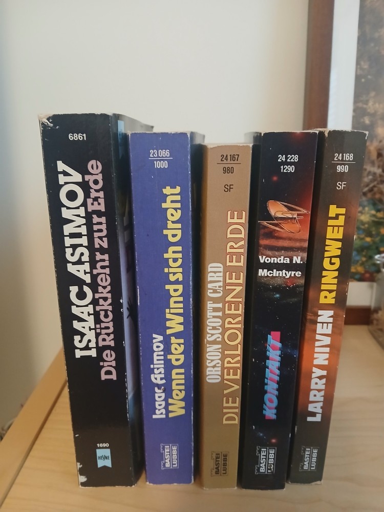 5 Book Vintage German Science Fiction Bundle Asimov, Niven, Scott Card, McIntyre