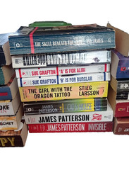 Sale Lot of 18 Bestselling Thriller Paperback Books