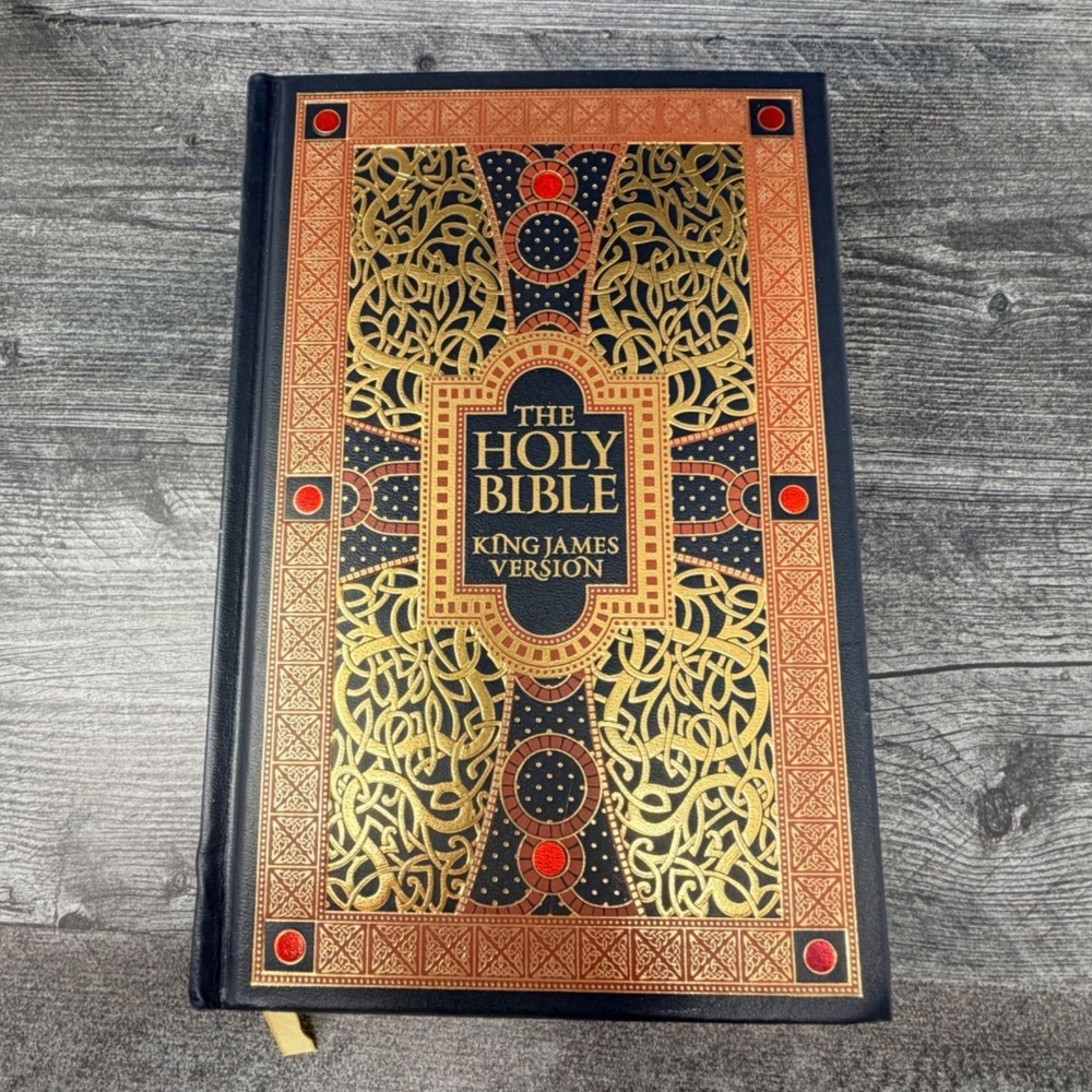 Barnes & Noble Collectible Classics King James Version Family Holy Bible ORNATE
