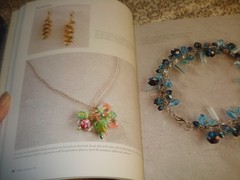BEAD JEWELRY 101 A Bead Jewelry Course in a Book – SC 200 Pages – Full Color