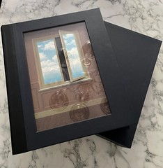 NEW MINT RARE DELUXE LTD ED #309 CLAMSHELL René Magritte: The Blue Box PAINTING