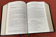 Saint Paul Daily Missal Black Leatherflex 2012 Pauline Books & Media