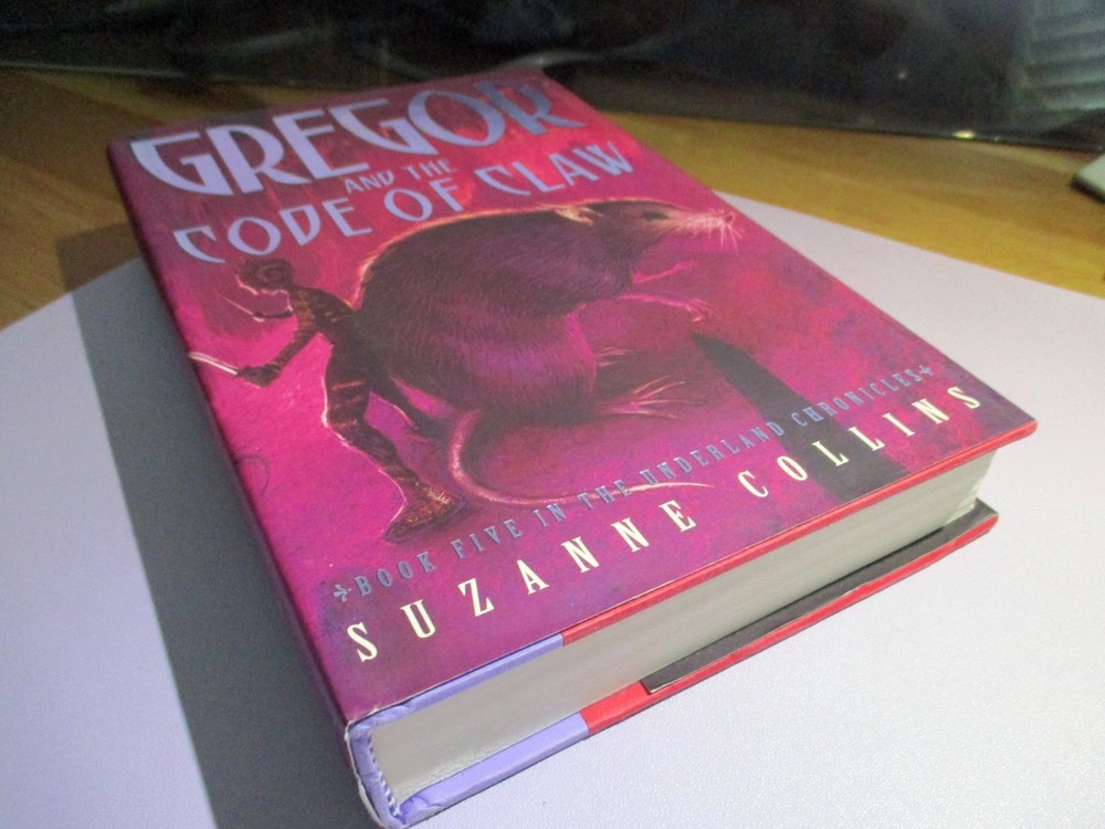 New „Gregor and the Code of Claw”, Suzanne Collins, 1st Ed 3rd Print 2007, 412p