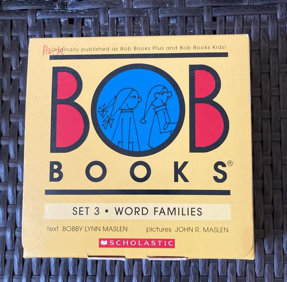 Bob Books Box Sets: Set 2 Advancing Beginners & Set 3 Word Families Scholastic