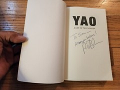 Ric Bucher SIGNED Yao A Life in Two Worlds Yao Ming NBA 2004 First Edition COA