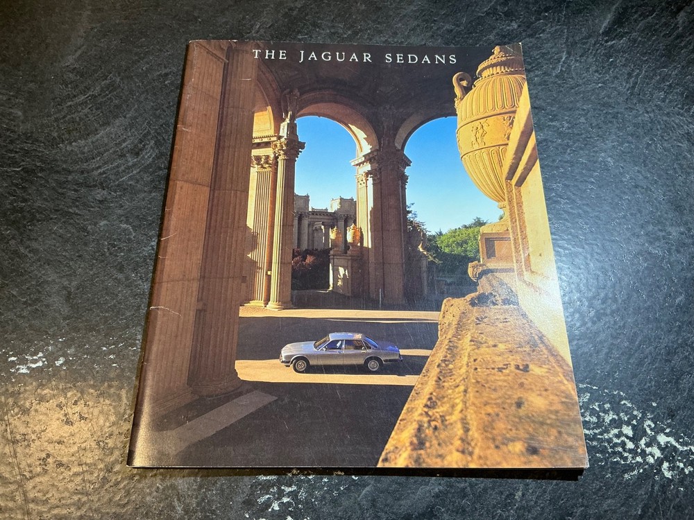 1990 Jaguar XJ6 Executive, XJ6 & Sovereign Sales Brochure Canada