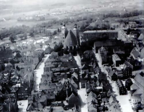 A FLIGHT OVER OLD INGOLSTADT, 1920 – 1939 (2000)
