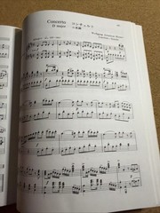 Suzuki Violin School: Piano Accompaniments, Vol. B 190 Pages Very Good