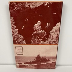 Loss Of The Bismarck Vice Admiral B.B. Schofield Naval Institute Press HCDJ 1972