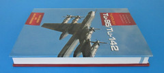 Tupolev Tu-95/Tu-142 (Famous Russian Aircraft) HC Book By Gordon and Komissarov